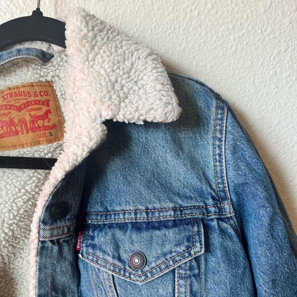Levi’s Jean Sherpa jacket